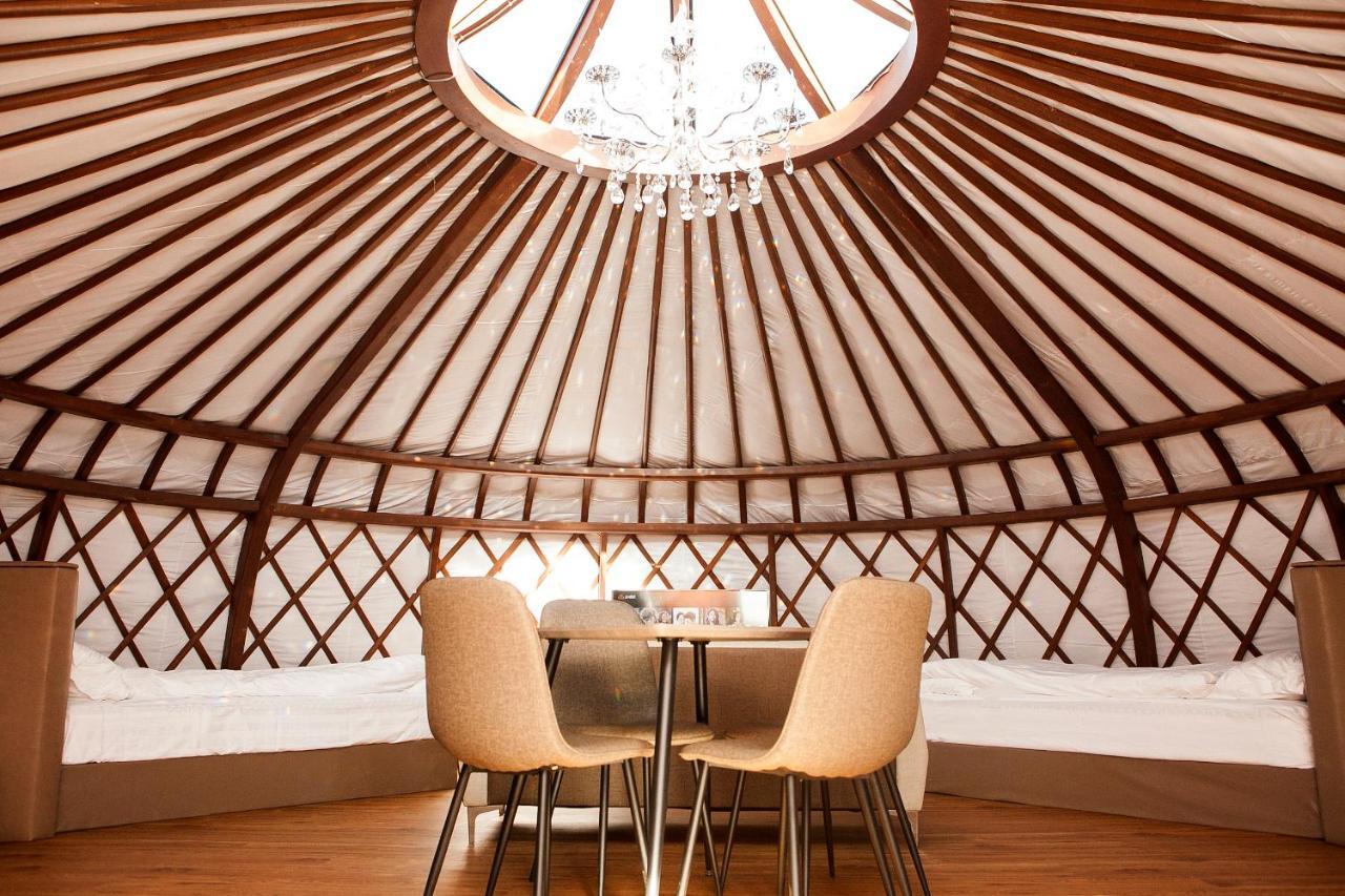 Terelj Resort Bayan Bulagiin Hural エクステリア 写真