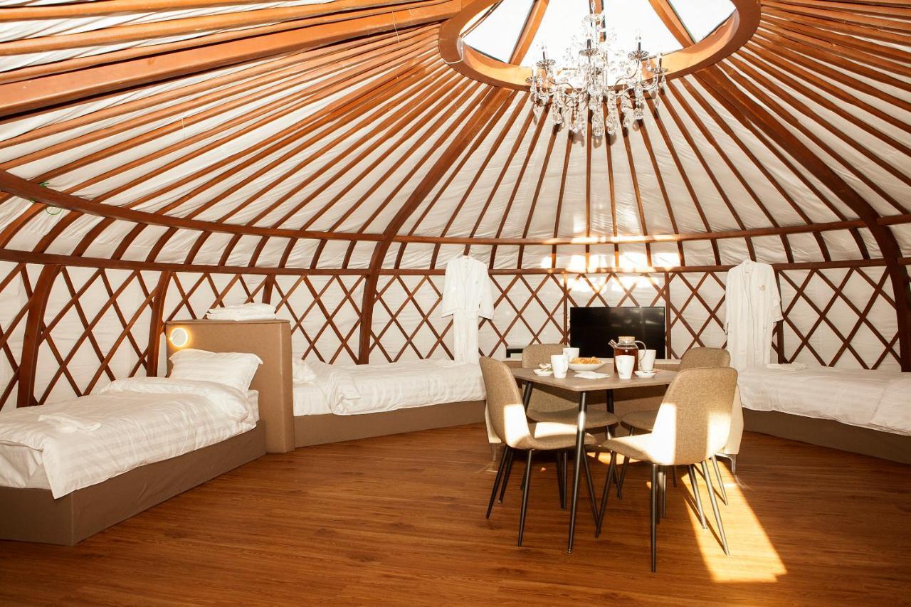 Terelj Resort Bayan Bulagiin Hural エクステリア 写真