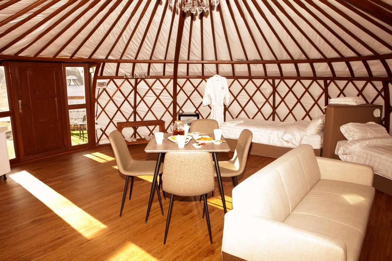 Terelj Resort Bayan Bulagiin Hural エクステリア 写真